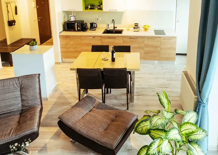 Bright And Spacious Apartment- Piata Amzei