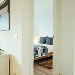 Bright And Spacious Apartment- Piata Amzei Apartamento Bucareste