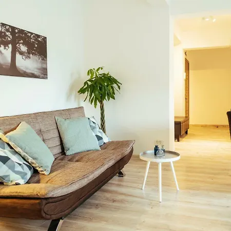 Apartment Bright And Spacious Apartment- Piata Amzei