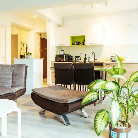 Bright And Spacious Apartment- Piata Amzei * Bükreş