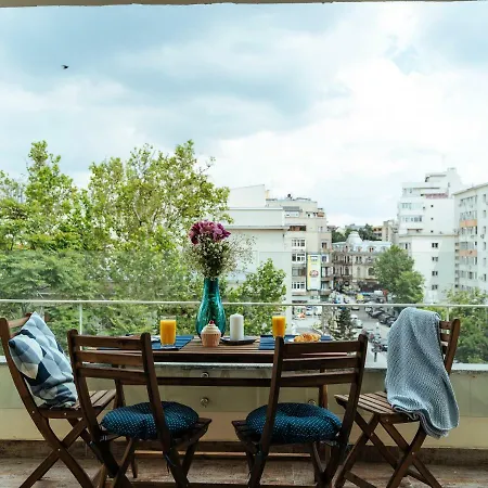 Bright And Spacious Apartment- Piata Amzei Appartement *