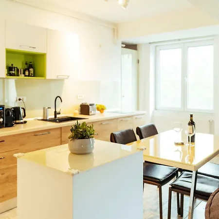 Bright And Spacious Apartment- Piata Amzei *