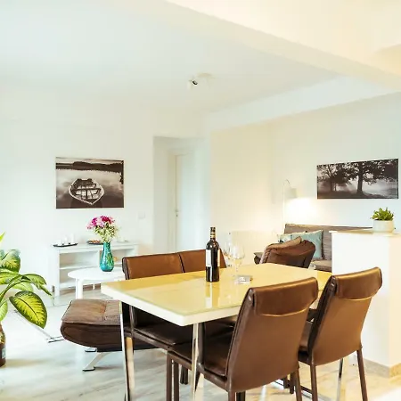 Bright And Spacious Apartment- Piata Amzei *