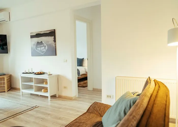 Bright And Spacious Apartment- Piata Amzei *