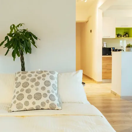 Bright And Spacious Apartment- Piata Amzei בוקרשט