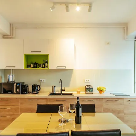 Bright And Spacious Apartment- Piata Amzei בוקרשט