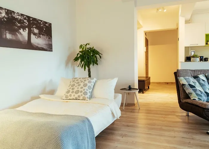 Bright And Spacious Apartment- Piata Amzei *