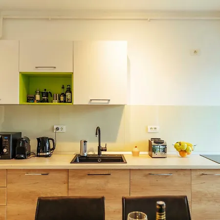 Bright And Spacious Apartment- Piata Amzei * Βουκουρέστι