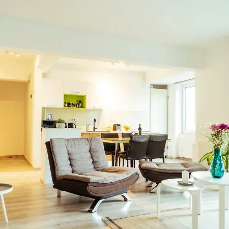 Bright And Spacious Apartment- Piata Amzei Βουκουρέστι