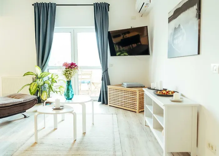 Bright And Spacious Apartment- Piata Amzei Апартаменти Бухарест